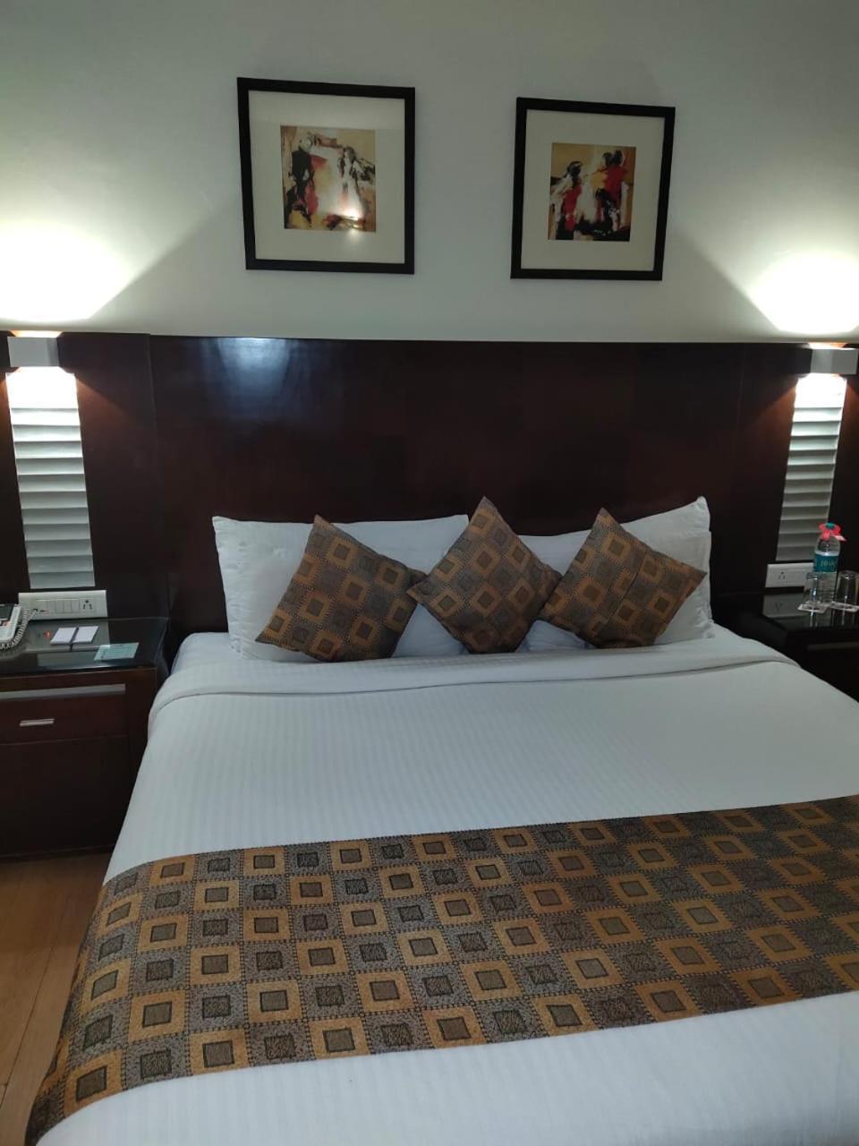 เดอะ เรด เมเปิล มาชาล Hotel อินดอร์ ภายนอก รูปภาพ