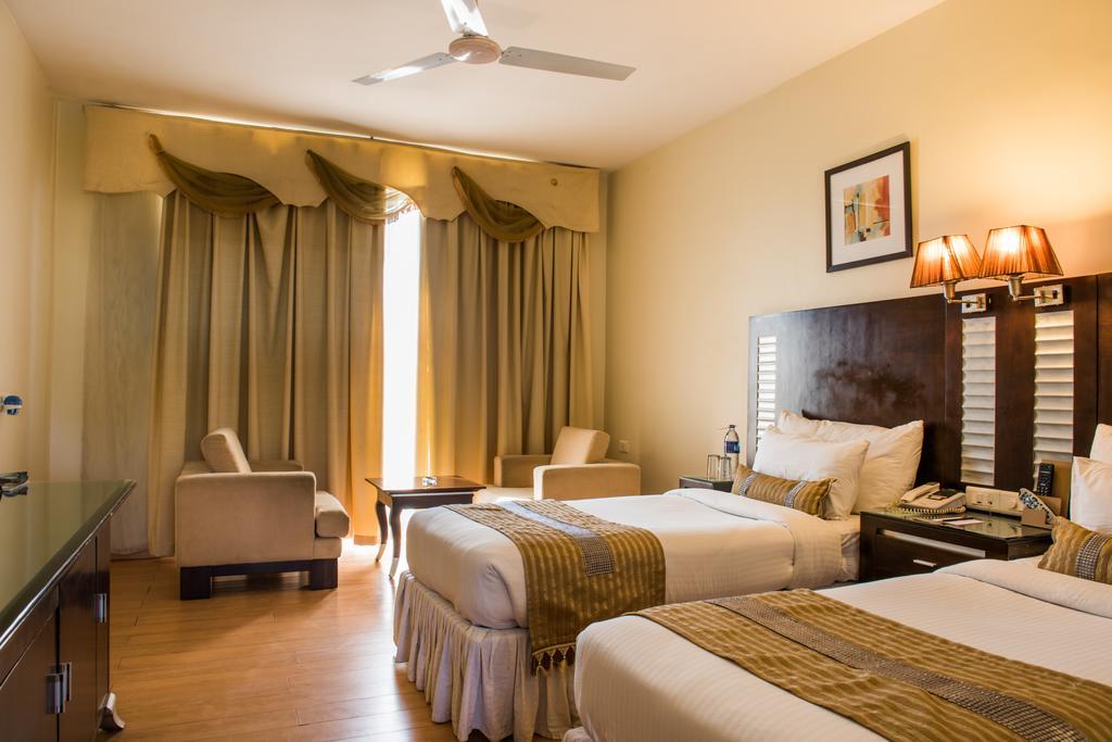 เดอะ เรด เมเปิล มาชาล Hotel อินดอร์ ภายนอก รูปภาพ