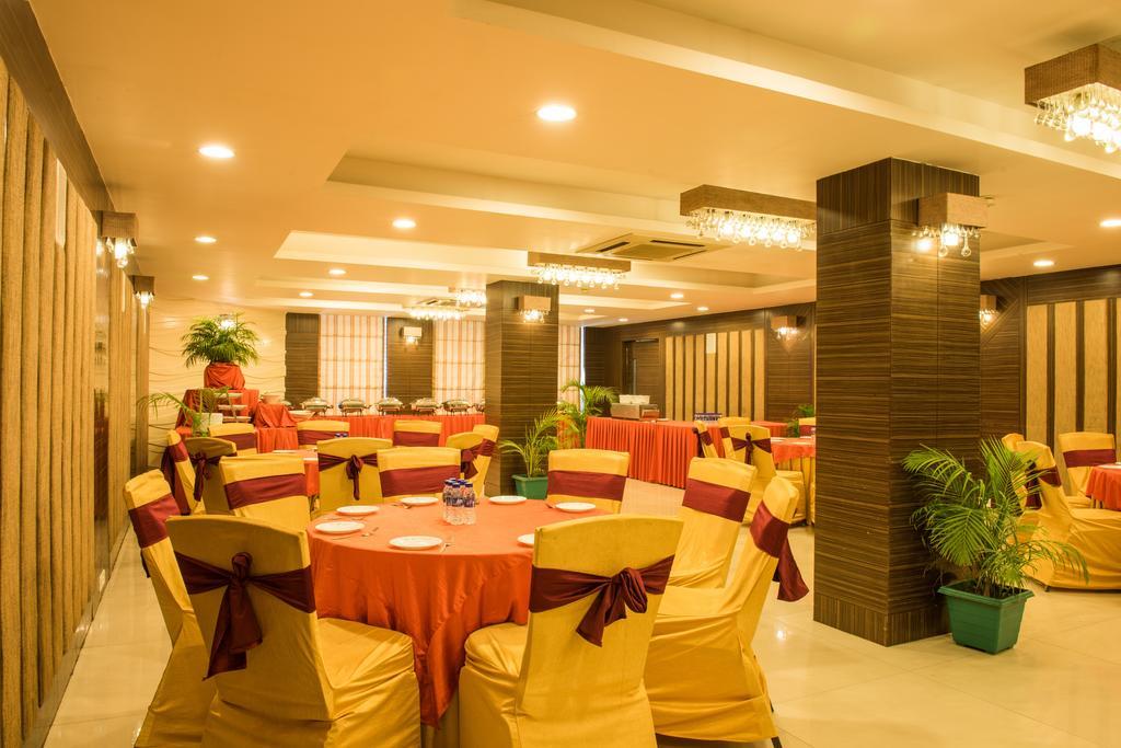 เดอะ เรด เมเปิล มาชาล Hotel อินดอร์ ภายนอก รูปภาพ