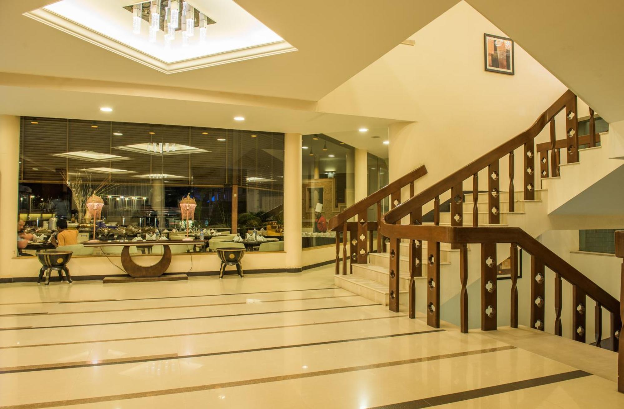 เดอะ เรด เมเปิล มาชาล Hotel อินดอร์ ภายนอก รูปภาพ